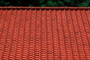 Residential roof with shingles